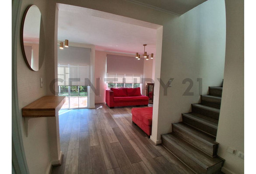 Se Arrienda Casa En Huechuraba En Condominio