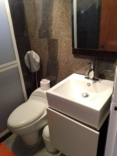 Venta Bello Apartamento Amoblado, Piso 3, Conjunto Resid. La Costanera, Higuerote