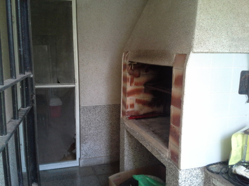 Casa A Modernizar En El Corazon De Parque Luro Acepto Propiedad En Capital O Ph En Zona Parque Luro O La Perla Dueño Directo No Acepto Ni Lotes Ni Embarcaciones