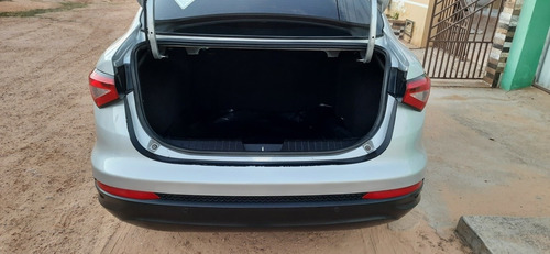 Imagem 7 de 8 de Fiat Cronos 2019 1.3 Drive Flex 4p