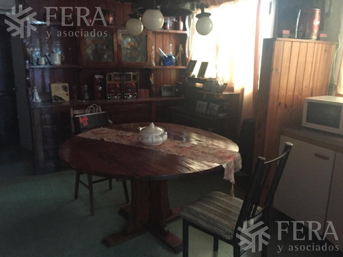 Imagen 5 de 13 de Venta De Casa 3 Ambientes En Quilmes Con Cochera Y Patio ( 25484)