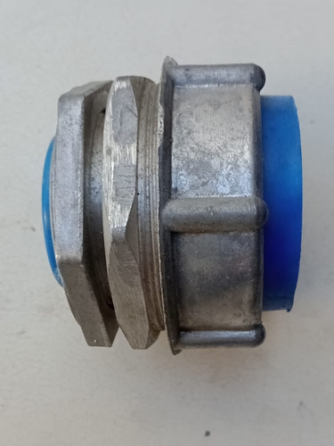 Conector Zm Prensa Caño Metalico Rosca 2 Pulgadas Conextube