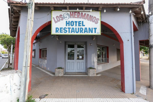 Imagen 3 de 23 de Restaurante Con Hotel En Cañuelas - En Venta
