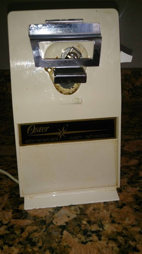 Imagen 1 de 2 de Destapador Electrico Marca Oster
