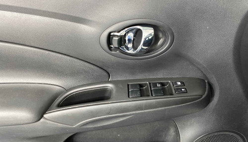 Imagen 8 de 15 de 123190 - Nissan Versa 2018 Con Garantía