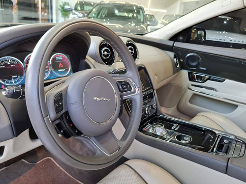 Imagem 12 de 13 de Jaguar Xj 3.0 Portfolio Supercharged V6 24v Gasolina 4p