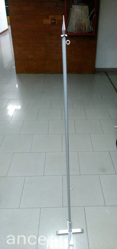 Asta Para Banderas De Metal Medidas, 1,60 Con Base.