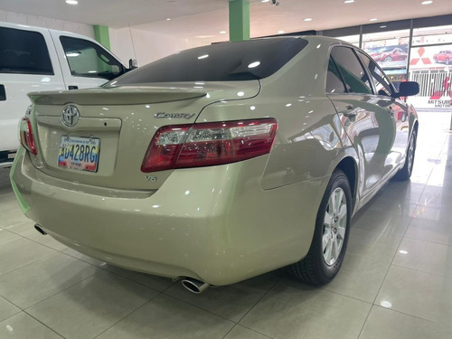 Imagen 5 de 14 de Toyota Camry