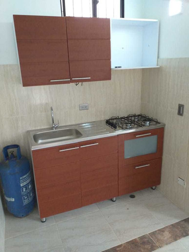 Se Arrienda Apartaestudio En Medellin, Laureles