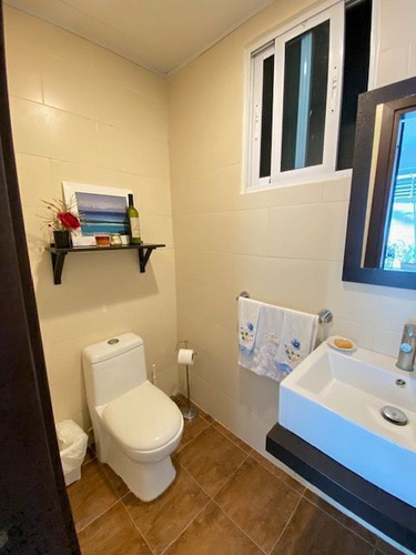 Venta De Elegante Apartamento Céntrico, Naco