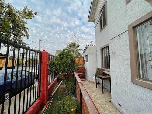 En Venta Casa Aislada De 3 Dorm. 2 Baños En Quilicura