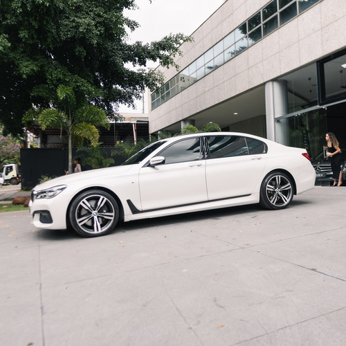 BMW 750LI 4.4 M SPORT V8 32V GASOLINA 4P AUTOMÁTICO