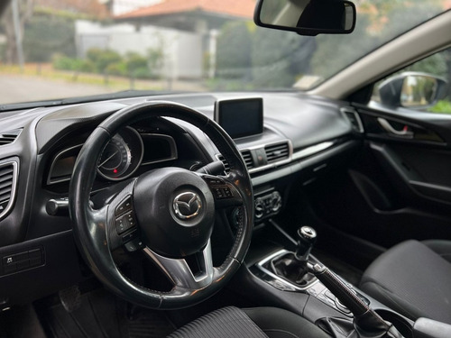 Imagen 13 de 15 de Mazda 3 V 2.0 6mt