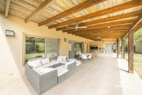 Imagen 19 de 30 de Excelente Casa De 5 Dormitorios En Venta - Rosario Golf Country Club