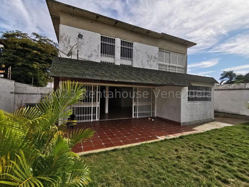 Casa En Venta En Santa Paula Abm