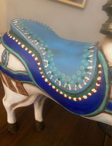 Caballo Antiguo De Madera Restaurado Por Artista. (Usado)