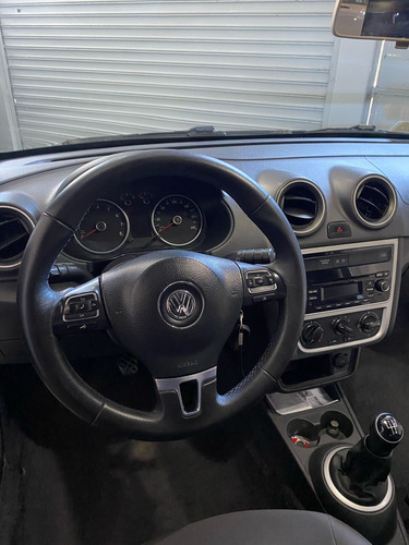 Volkswagen Saveiro 1.6 Gp Cd 101cv Pack High