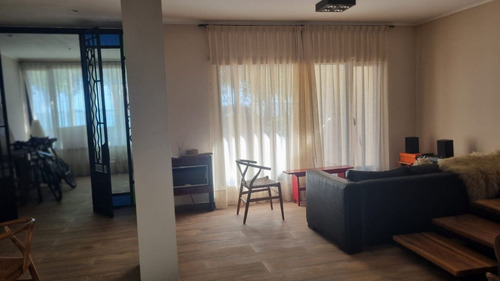 Casa En Venta Frente A La Laguna De Chascomus