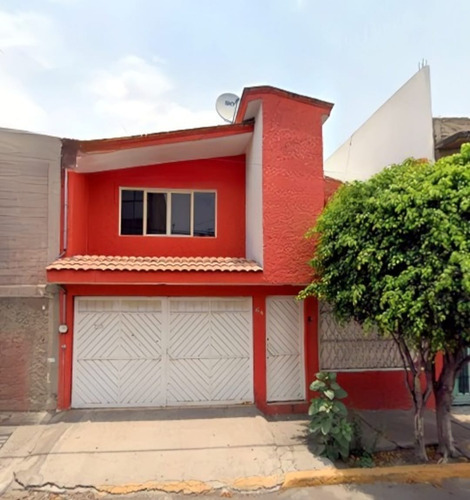 Se Vende Casa De Recuperación Bancaria En C. Bellas Artes, Metropolitana 2da Secc, Cdad. Nezahualcóyotl, Méx. Arf