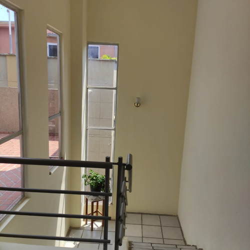 Imagen 5 de 13 de José Colmenares Vende | Penthouse En Res. Paso Real (foa-2155)