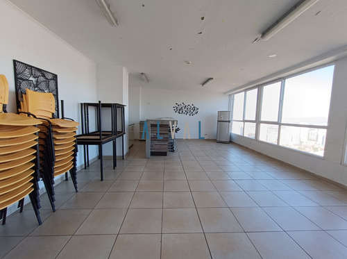 Home Estudio En Buzo Sobenes 4650, Metro Ecuador.