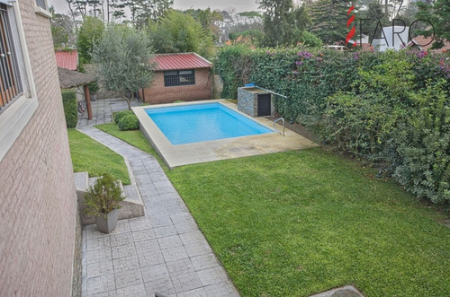 Casa En Venta - Playa Mansa- Ref: 38097