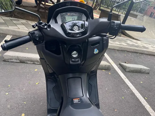 Nmax Connected