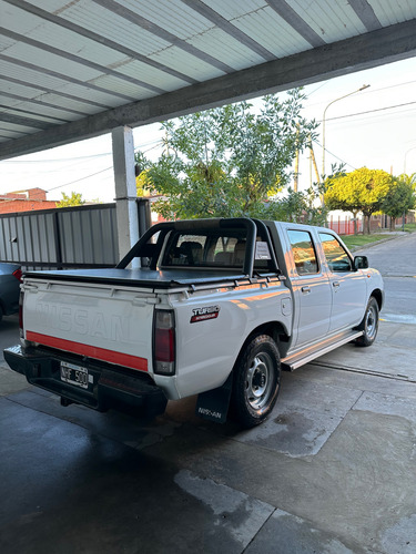 Nissan NP300 2.5 Cabina Doble 133cv 4x2