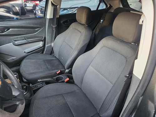 Chevrolet Onix 1.0 Joy 5p
