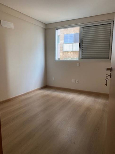 Imagem 5 de 17 de Apto Santo Agostinho | 4 Quartos | 133 M² | Cond: R$1600.00 | 4 Vagas - Fbrmwx