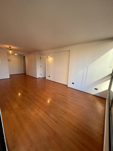 Oportunidad En Las Condes! Para Vivir O Invertir 2d+2b