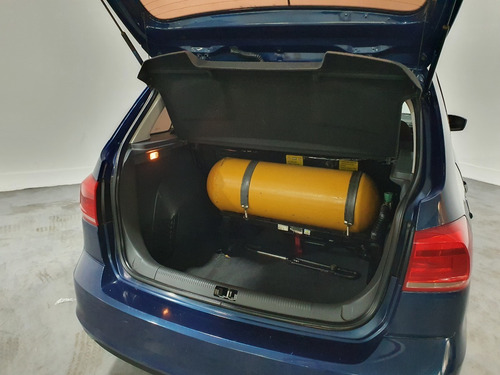 Imagen 23 de 25 de Volkswagen Suran 1.6 Confortline 2016 C/gnc Concesionario Lp