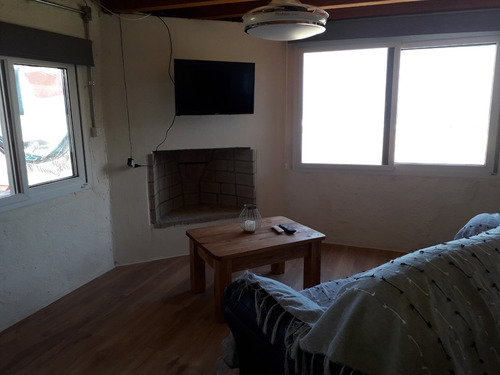 Imagen 8 de 15 de Cabaña Frente Al Mar - Las Rocas 2