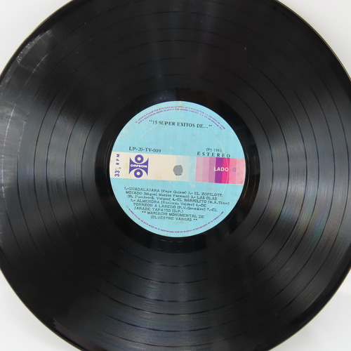 D030 Mariachi Monumental De Silvestre Vargas -- 15 Exitos Lp (Usado)