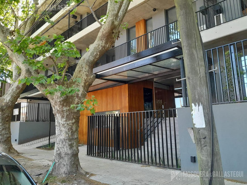 Imagen 1 de 25 de Impecable Departamento A Estrenar! Con Jardín!! Tigre Centro