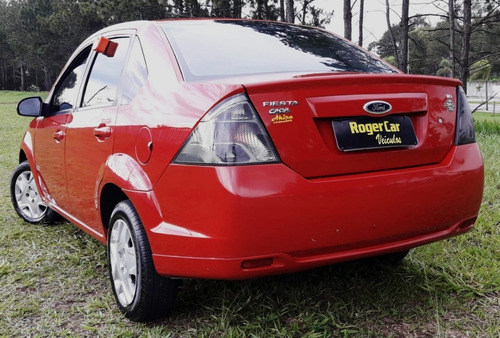 Imagem 14 de 15 de Ford Fiesta Sed 1.6