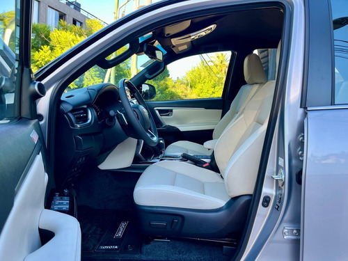 Toyota SW4 2.8 Tdi Diamante Ii 6At 7As