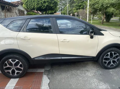 Renault Captur 2.0 Bose Automática