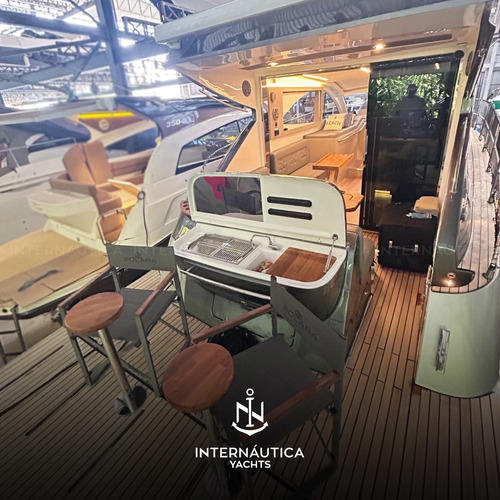 Lancha Solara 410 Ht 2024 Phantom Schaefer Cimitara Beneteau
