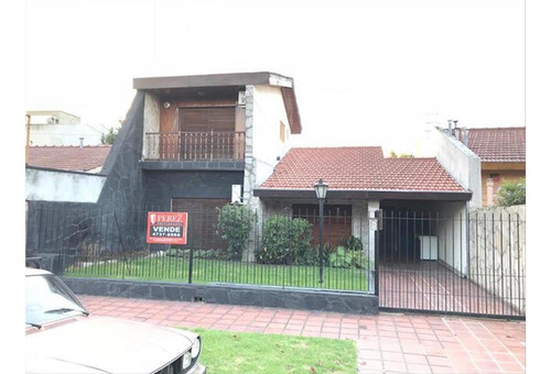 Imagen 2 de 10 de Casa En Venta 4