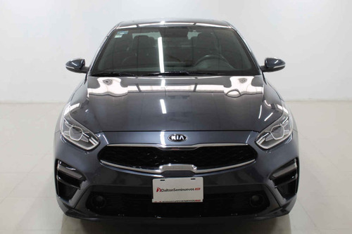 Imagen 8 de 15 de Kia Forte Sedan 2019 4p Ex Premium, 2.0 L Mpi Atkinson Ta6,