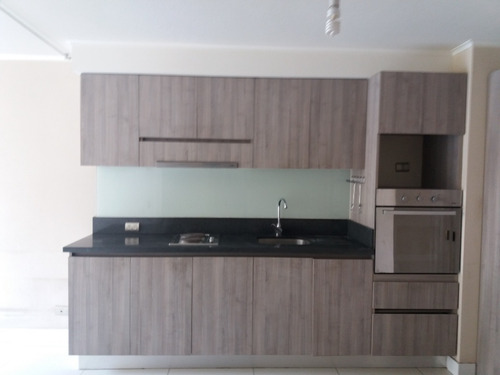 Excelente Departamento Cercano A Metro Irarrázaval Y Ñuble
