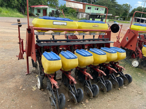 Sembradora De Maíz Equipo Agrícola 