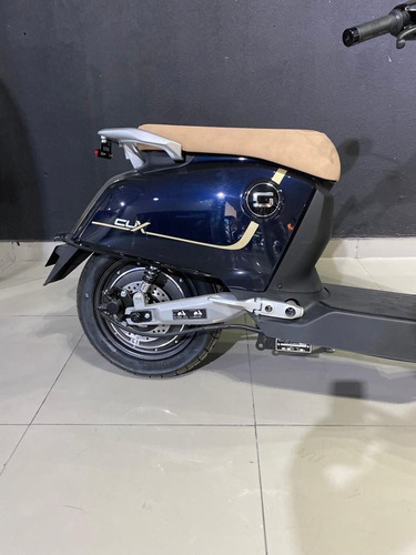 Imagen 6 de 16 de Moto Eléctrica Super Soco Cux Cblue