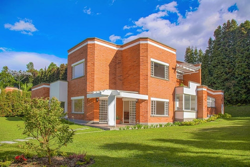 Imagen 2 de 19 de Venta Casa En El Alto De Las Palmas, Medellin, Cerca A Indiana Mall