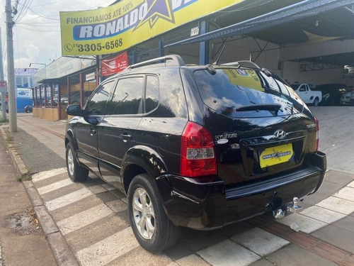 Imagem 6 de 8 de Tucson 2.0 Mpfi Gl 16v 142cv 2wd Gasolina 4p Manual