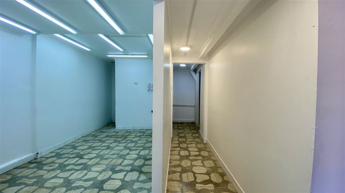 Local Comercial En Arriendo En Recoleta