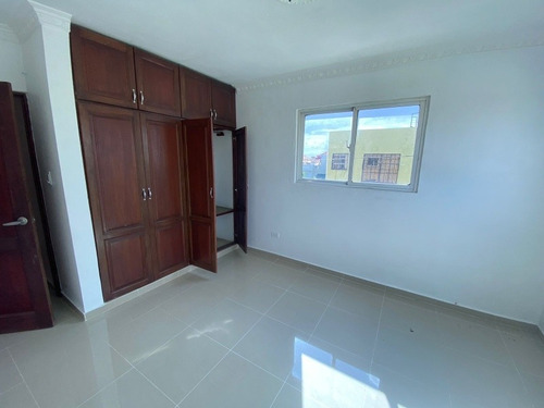 Imagen 12 de 30 de Vendo Apartamento 3er Nivel San Isidro
