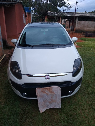Imagem 6 de 9 de Fiat Punto 2014 1.4 Attractive Flex 5p