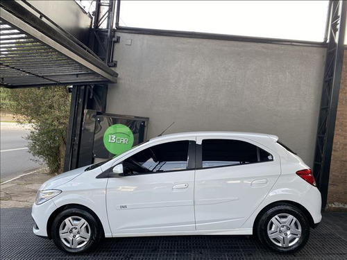 Chevrolet Onix 1.0 Mpfi ls Flex Manual-completo